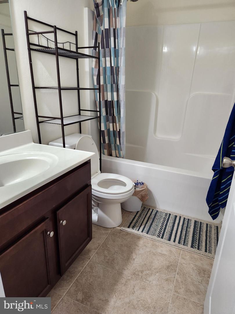 8366 LEIGHBURN DR, ROANOKE, Virginia 24019, 4 Bedrooms Bedrooms, ,2 BathroomsBathrooms,Residential,For sale,8366 LEIGHBURN DR,VARK2000042 MLS # VARK2000042