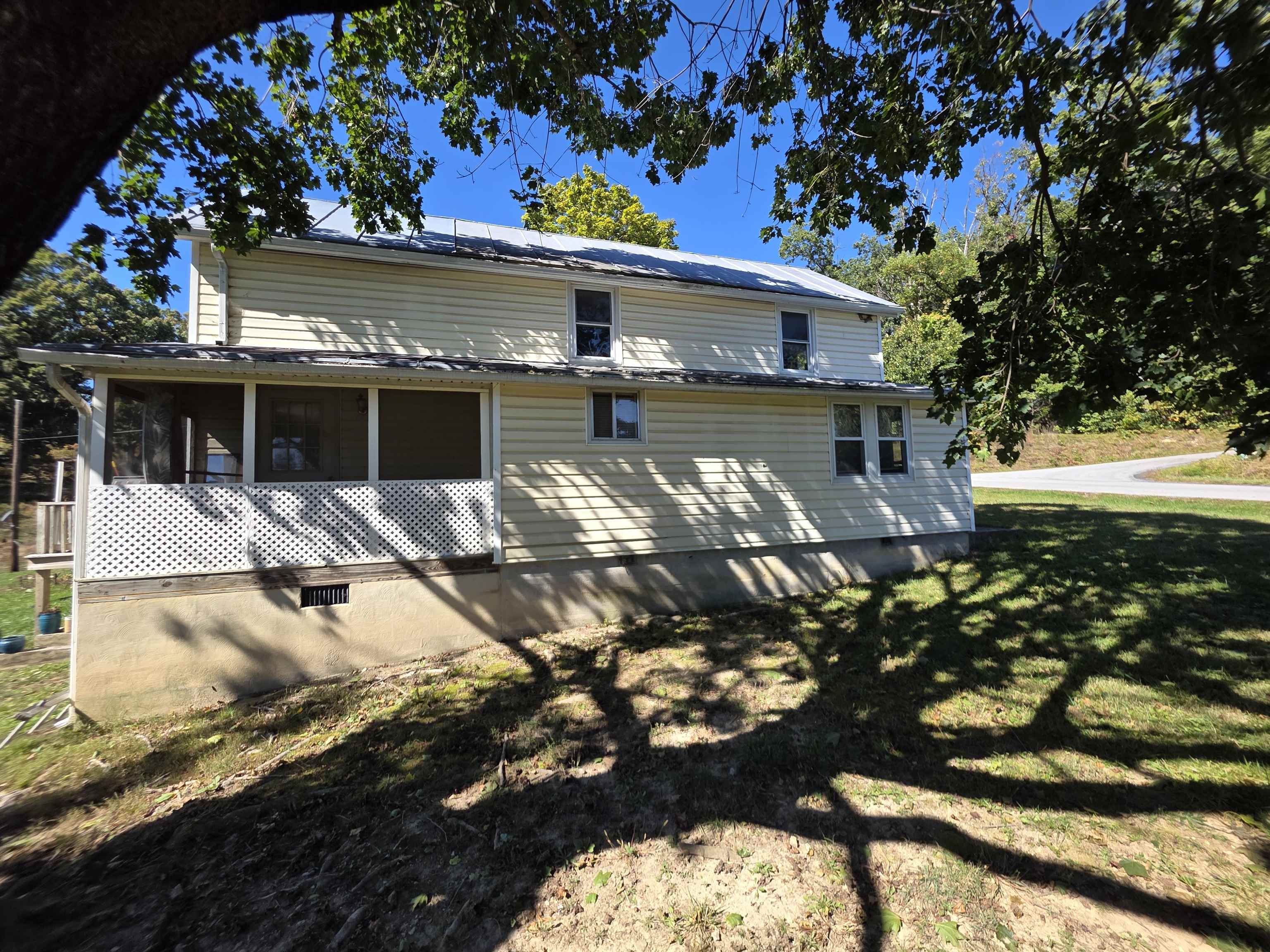 6596 MAYBERRY RD, SINGERS GLEN, Virginia 22850, 4 Bedrooms Bedrooms, ,1 BathroomBathrooms,Residential,6596 MAYBERRY RD,665453 MLS # 665453 6596 MAYBERRY RD, SINGERS GLEN, Virginia 22850, 4 Bedrooms Bedrooms, ,1 BathroomBathrooms,Residential,6596 MAYBERRY RD,665453 MLS # 665453