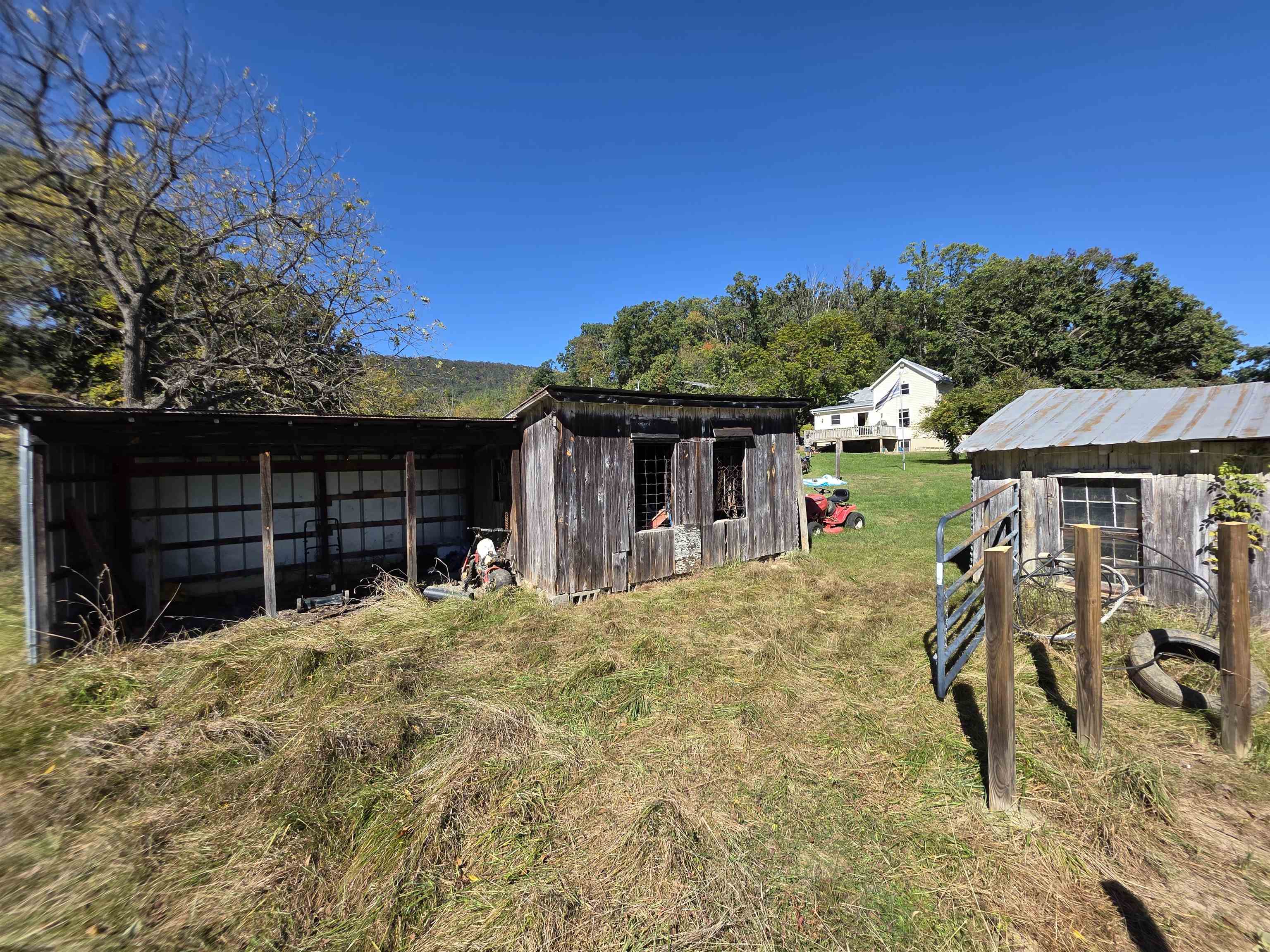 6596 MAYBERRY RD, SINGERS GLEN, Virginia 22850, 4 Bedrooms Bedrooms, ,1 BathroomBathrooms,Residential,6596 MAYBERRY RD,665453 MLS # 665453 6596 MAYBERRY RD, SINGERS GLEN, Virginia 22850, 4 Bedrooms Bedrooms, ,1 BathroomBathrooms,Residential,6596 MAYBERRY RD,665453 MLS # 665453