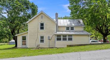 6596 MAYBERRY RD, SINGERS GLEN, Virginia 22850, 4 Bedrooms Bedrooms, ,1 BathroomBathrooms,Residential,6596 MAYBERRY RD,665453 MLS # 665453