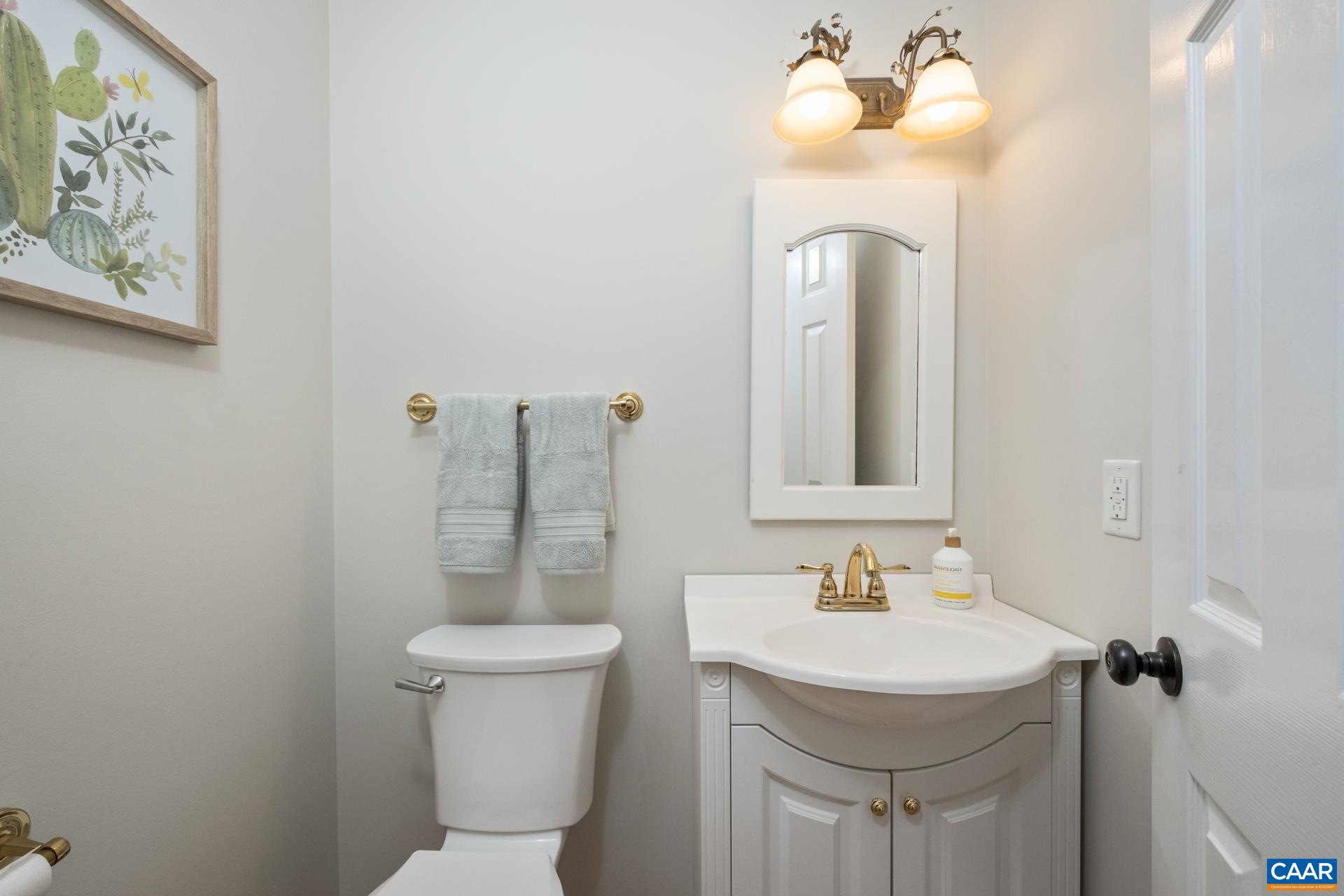 2034 BOBWHITE CT, CHARLOTTESVILLE, Virginia 22901, 4 Bedrooms Bedrooms, ,3 BathroomsBathrooms,Residential,2034 BOBWHITE CT,665455 MLS # 665455