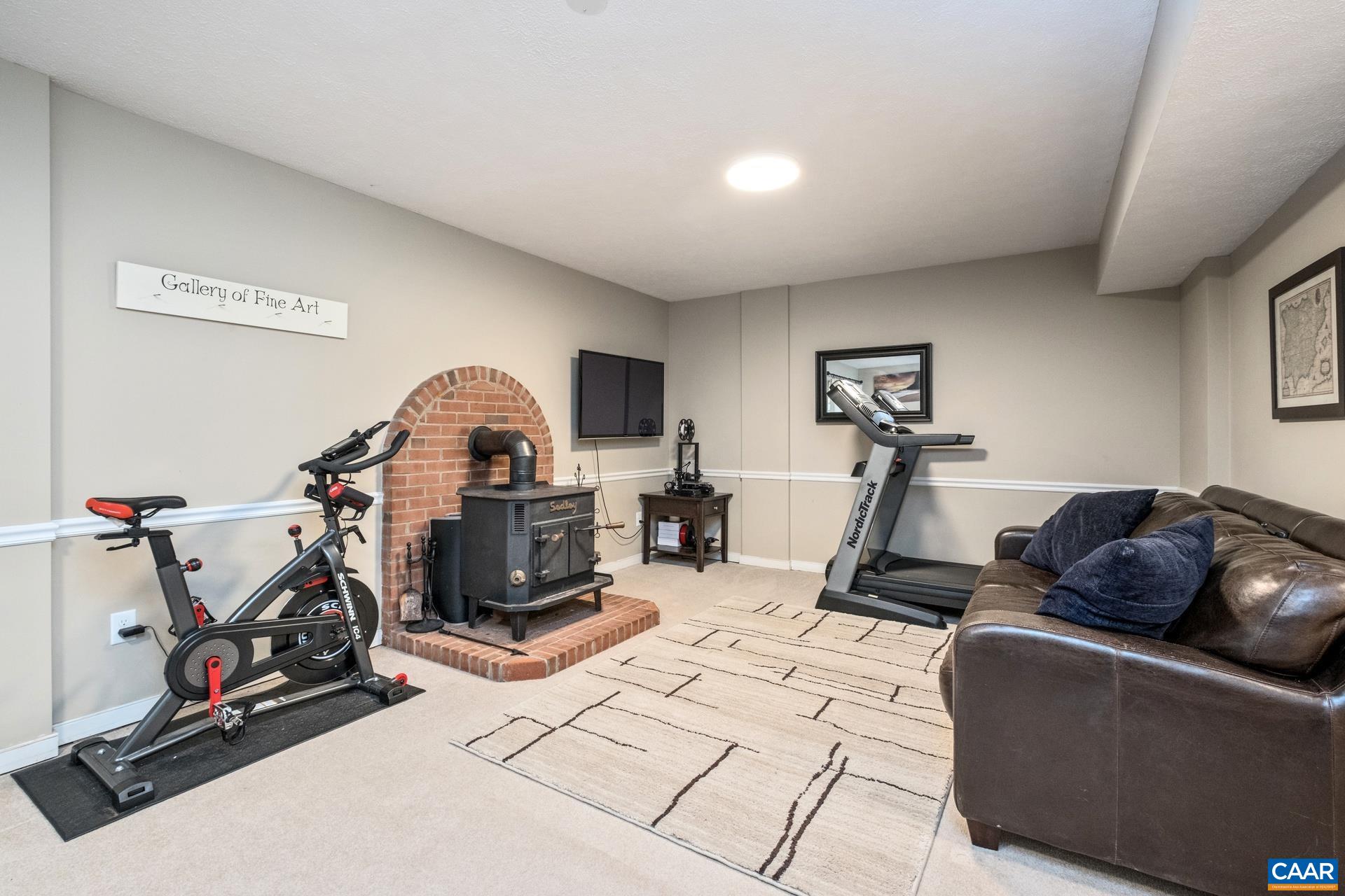 2034 BOBWHITE CT, CHARLOTTESVILLE, Virginia 22901, 4 Bedrooms Bedrooms, ,3 BathroomsBathrooms,Residential,2034 BOBWHITE CT,665455 MLS # 665455