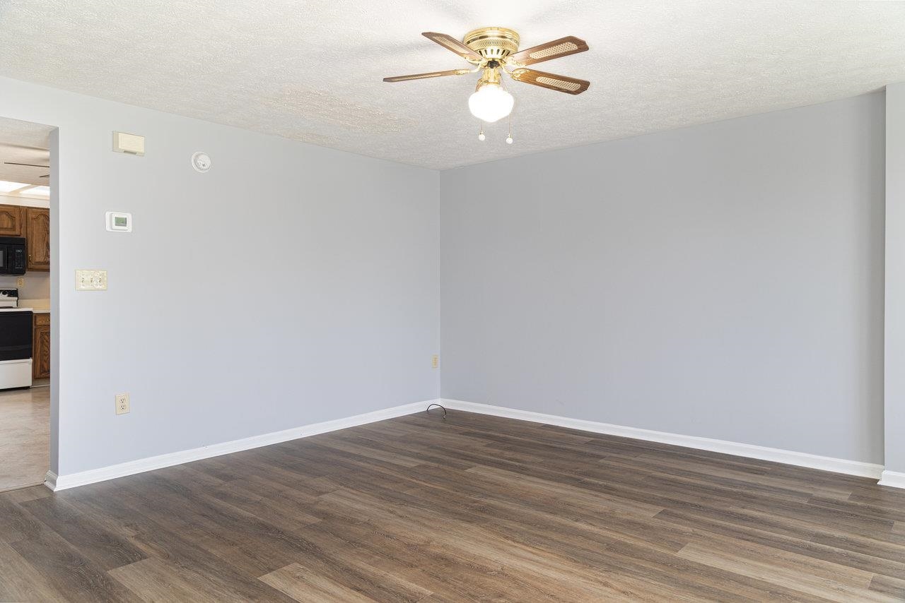 127 CINDIE LN, BRIDGEWATER, Virginia 22812, 3 Bedrooms Bedrooms, ,3 BathroomsBathrooms,Residential,127 CINDIE LN,665456 MLS # 665456