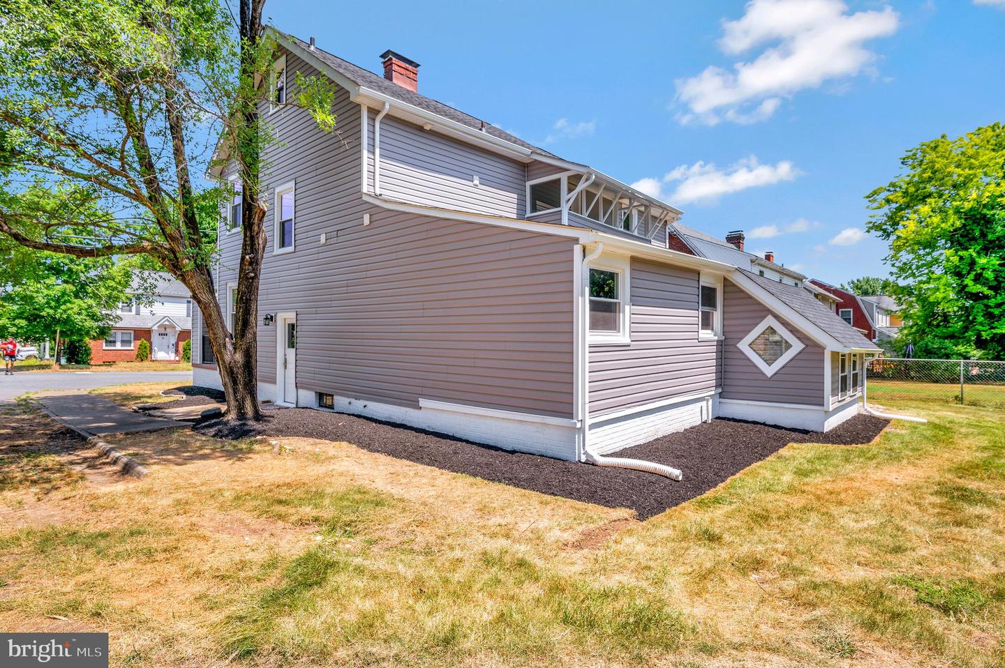 1514 PRINCE EDWARD ST, FREDERICKSBURG, Virginia 22401, 4 Bedrooms Bedrooms, ,3 BathroomsBathrooms,Residential,For sale,1514 PRINCE EDWARD ST,VAFB2008374 MLS # VAFB2008374