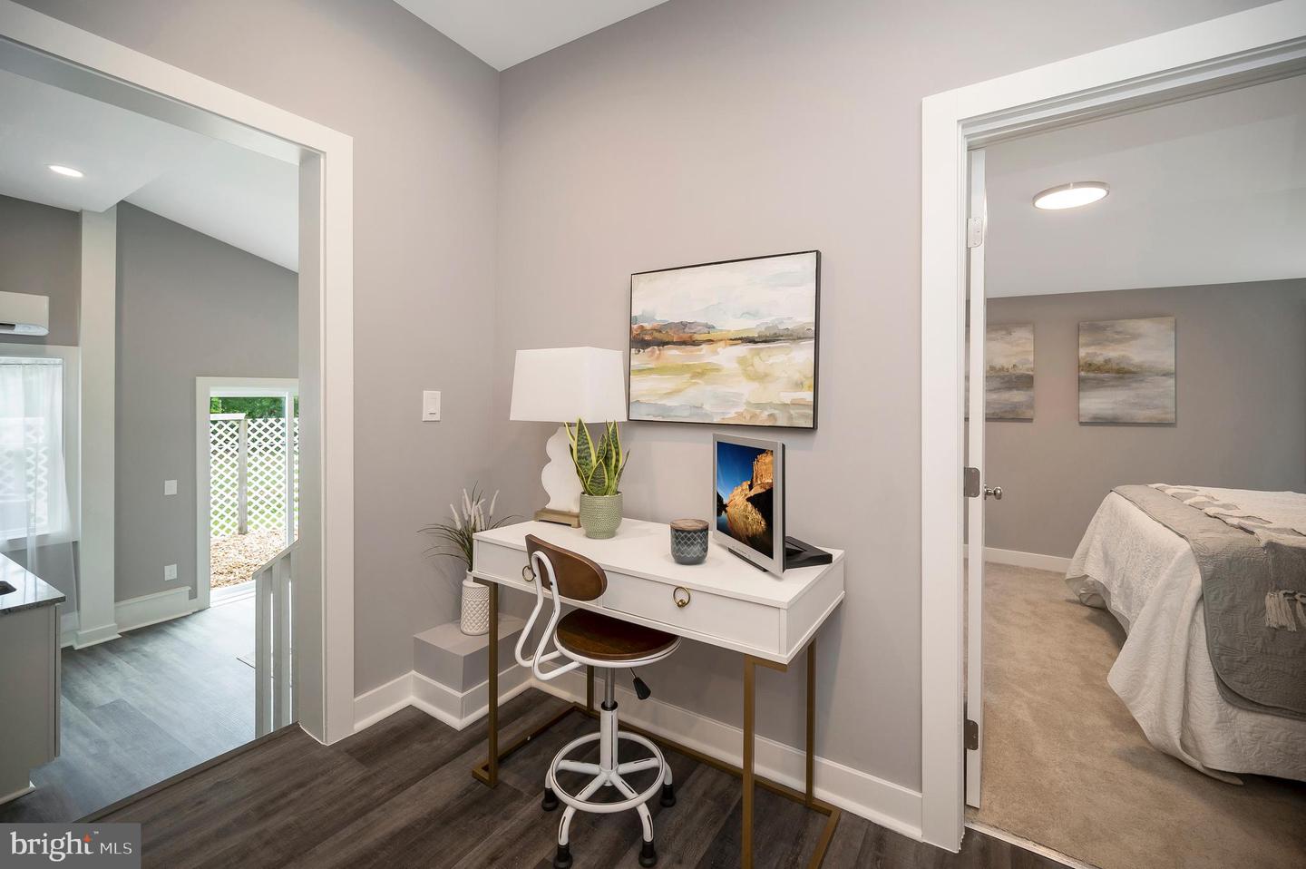 1514 PRINCE EDWARD ST, FREDERICKSBURG, Virginia 22401, 4 Bedrooms Bedrooms, ,3 BathroomsBathrooms,Residential,For sale,1514 PRINCE EDWARD ST,VAFB2008374 MLS # VAFB2008374