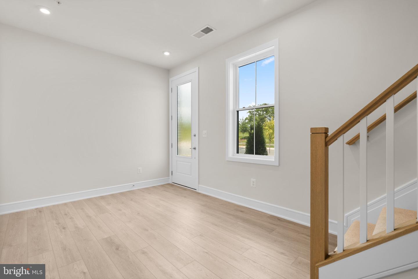 43497 FARRINGDON SQ, BROADLANDS, Virginia 20148, 3 Bedrooms Bedrooms, ,2 BathroomsBathrooms,Residential,For sale,43497 FARRINGDON SQ,VALO2098878 MLS # VALO2098878