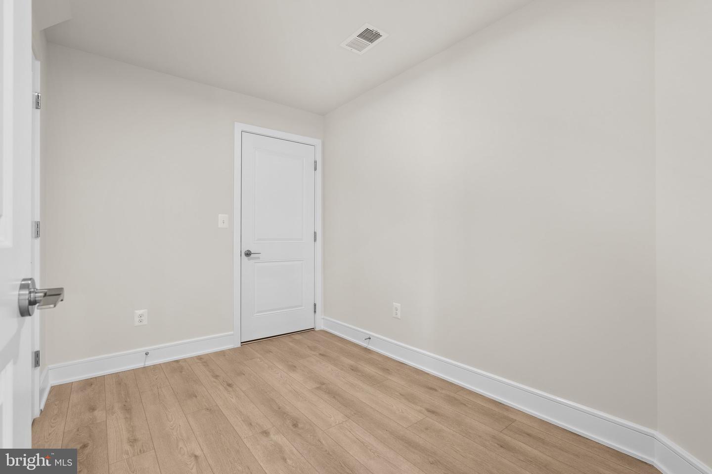 43497 FARRINGDON SQ, BROADLANDS, Virginia 20148, 3 Bedrooms Bedrooms, ,2 BathroomsBathrooms,Residential,For sale,43497 FARRINGDON SQ,VALO2098878 MLS # VALO2098878