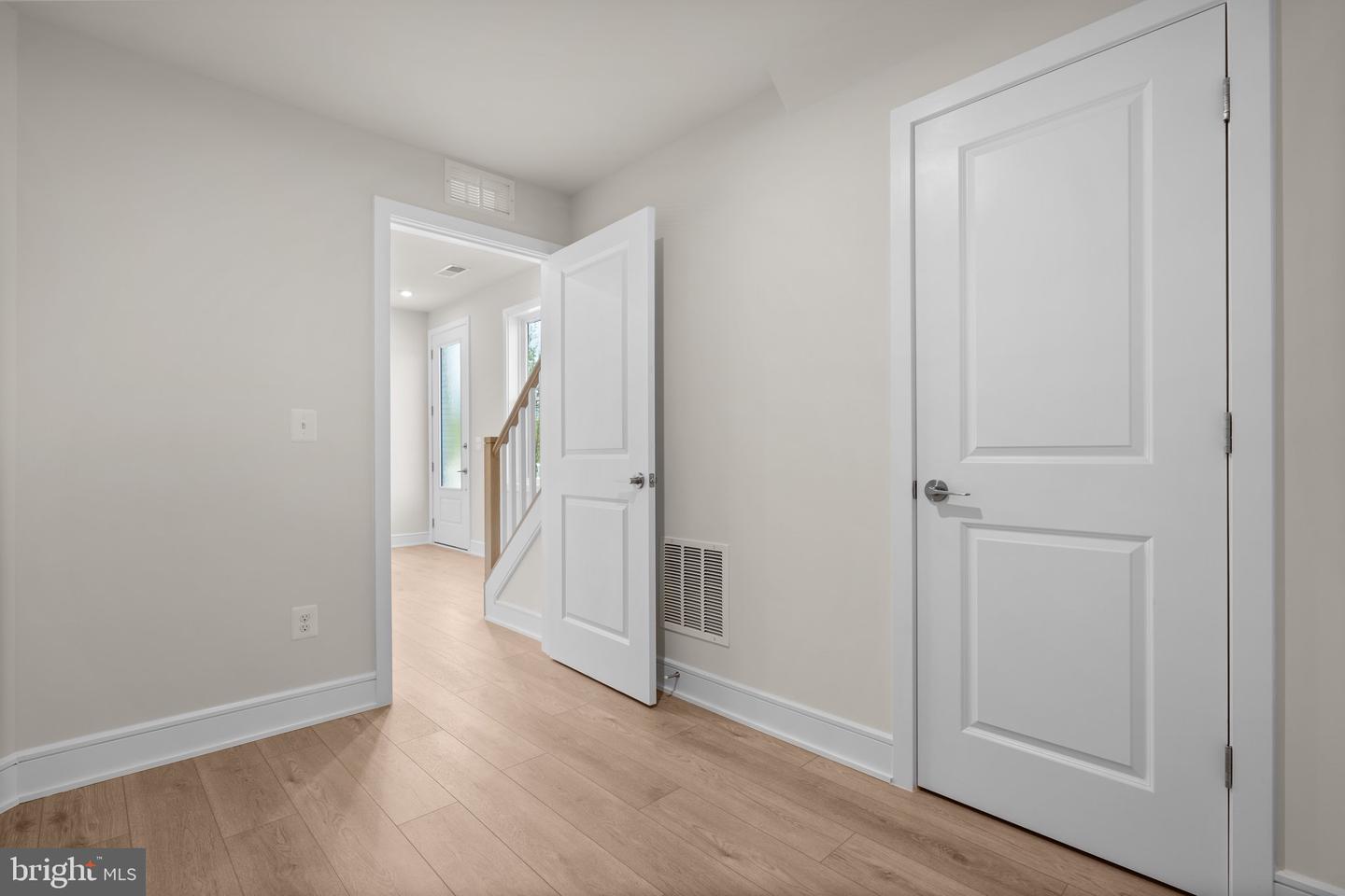 43497 FARRINGDON SQ, BROADLANDS, Virginia 20148, 3 Bedrooms Bedrooms, ,2 BathroomsBathrooms,Residential,For sale,43497 FARRINGDON SQ,VALO2098878 MLS # VALO2098878