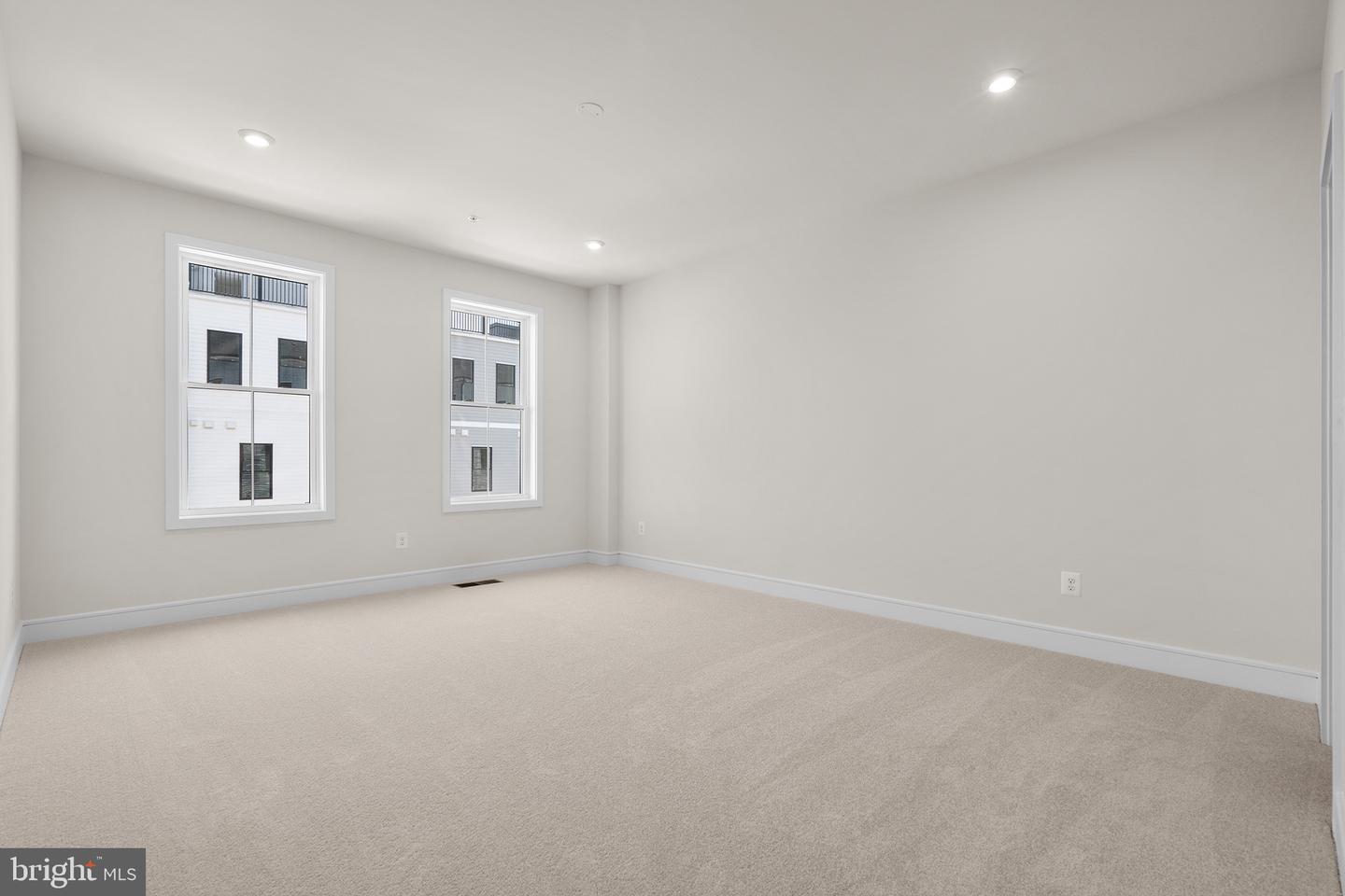 43497 FARRINGDON SQ, BROADLANDS, Virginia 20148, 3 Bedrooms Bedrooms, ,2 BathroomsBathrooms,Residential,For sale,43497 FARRINGDON SQ,VALO2098878 MLS # VALO2098878