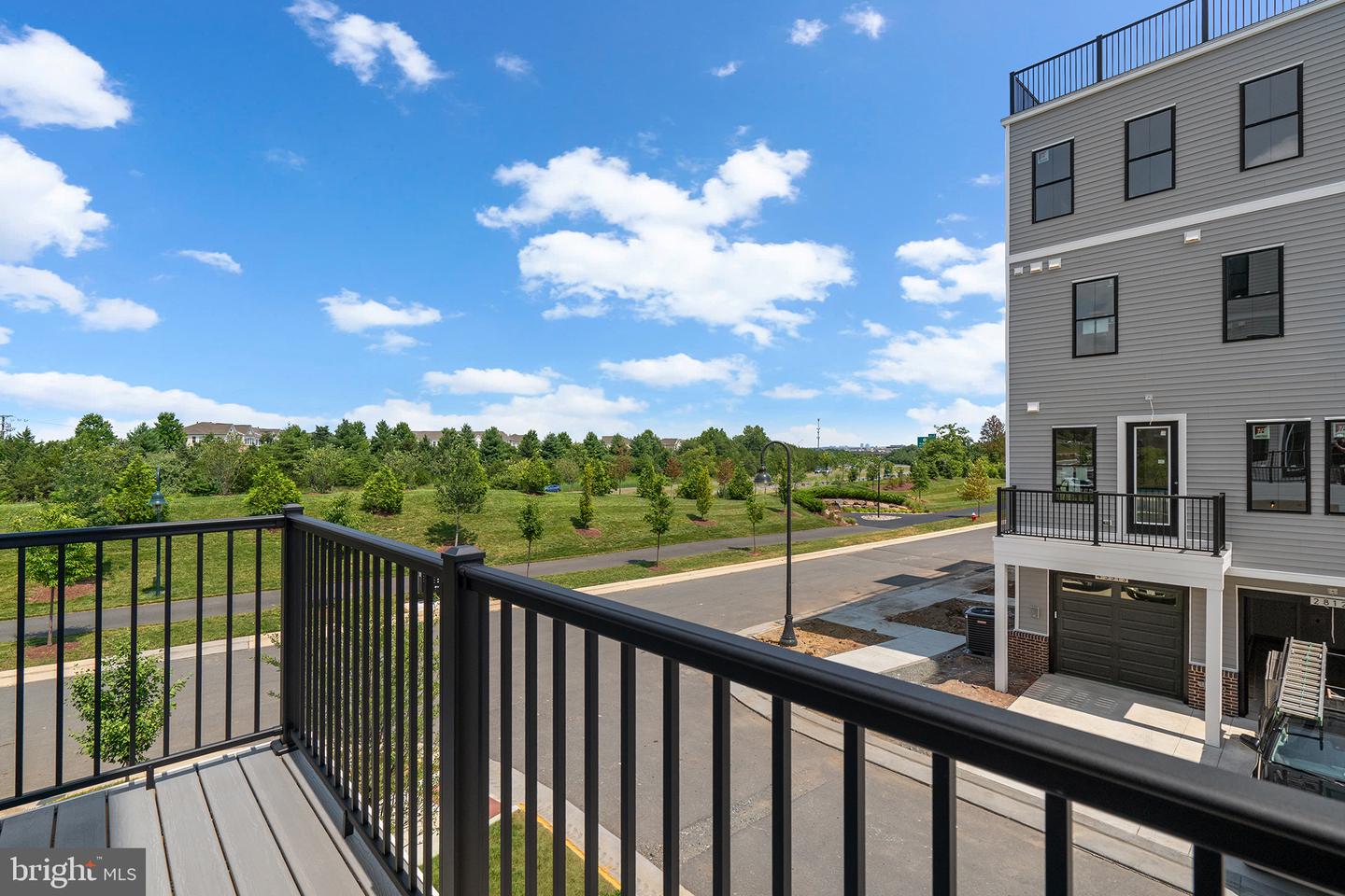 43497 FARRINGDON SQ, BROADLANDS, Virginia 20148, 3 Bedrooms Bedrooms, ,2 BathroomsBathrooms,Residential,For sale,43497 FARRINGDON SQ,VALO2098878 MLS # VALO2098878