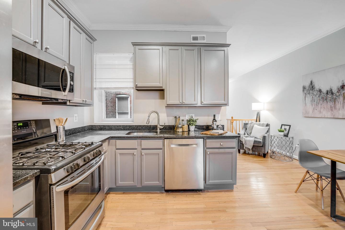 27 TODD PL NE, WASHINGTON, District Of Columbia 20002, 4 Bedrooms Bedrooms, ,3 BathroomsBathrooms,Residential,For sale,27 TODD PL NE,DCDC2204344 MLS # DCDC2204344