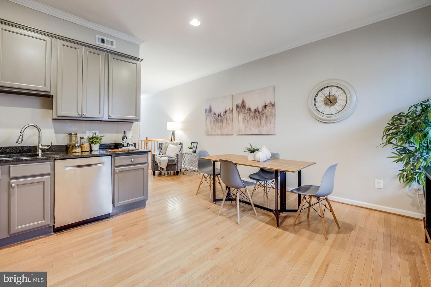27 TODD PL NE, WASHINGTON, District Of Columbia 20002, 4 Bedrooms Bedrooms, ,3 BathroomsBathrooms,Residential,For sale,27 TODD PL NE,DCDC2204344 MLS # DCDC2204344