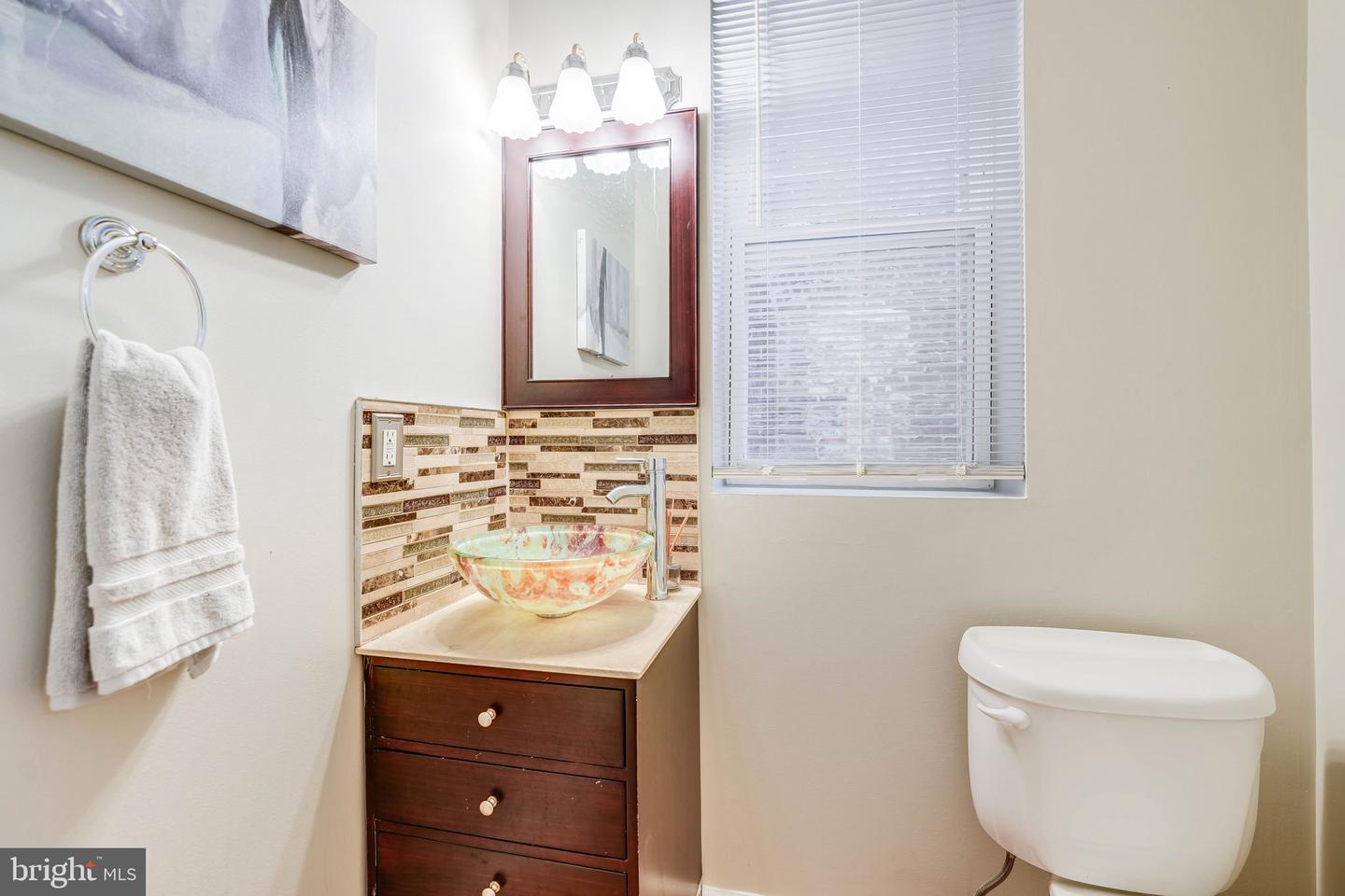 27 TODD PL NE, WASHINGTON, District Of Columbia 20002, 4 Bedrooms Bedrooms, ,3 BathroomsBathrooms,Residential,For sale,27 TODD PL NE,DCDC2204344 MLS # DCDC2204344