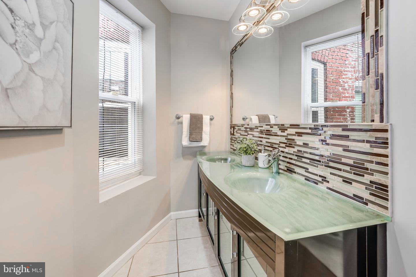 27 TODD PL NE, WASHINGTON, District Of Columbia 20002, 4 Bedrooms Bedrooms, ,3 BathroomsBathrooms,Residential,For sale,27 TODD PL NE,DCDC2204344 MLS # DCDC2204344