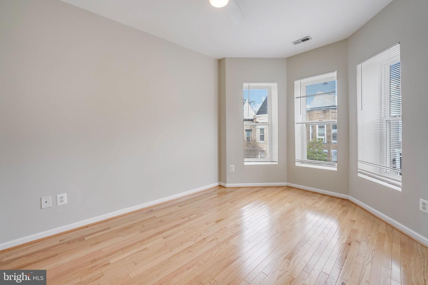 27 TODD PL NE, WASHINGTON, District Of Columbia 20002, 4 Bedrooms Bedrooms, ,3 BathroomsBathrooms,Residential,For sale,27 TODD PL NE,DCDC2204344 MLS # DCDC2204344