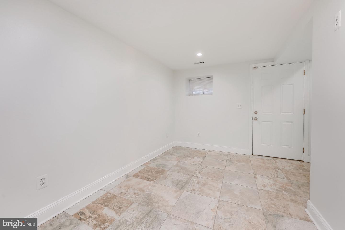 27 TODD PL NE, WASHINGTON, District Of Columbia 20002, 4 Bedrooms Bedrooms, ,3 BathroomsBathrooms,Residential,For sale,27 TODD PL NE,DCDC2204344 MLS # DCDC2204344