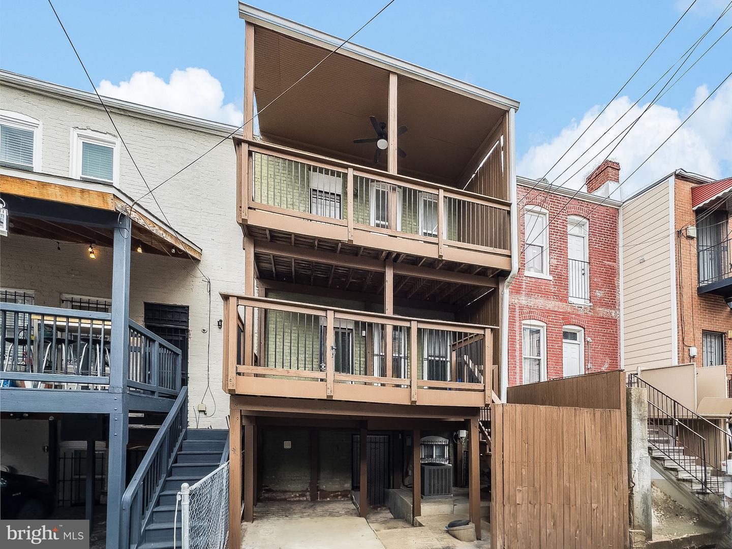 27 TODD PL NE, WASHINGTON, District Of Columbia 20002, 4 Bedrooms Bedrooms, ,3 BathroomsBathrooms,Residential,For sale,27 TODD PL NE,DCDC2204344 MLS # DCDC2204344