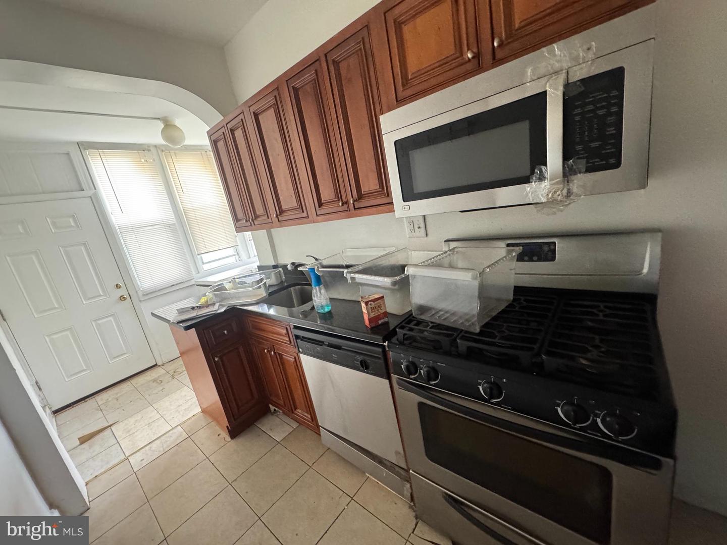 236 RANDOLPH PL NE, WASHINGTON, District Of Columbia 20002, 3 Bedrooms Bedrooms, ,2 BathroomsBathrooms,Residential,For sale,236 RANDOLPH PL NE,DCDC2204346 MLS # DCDC2204346