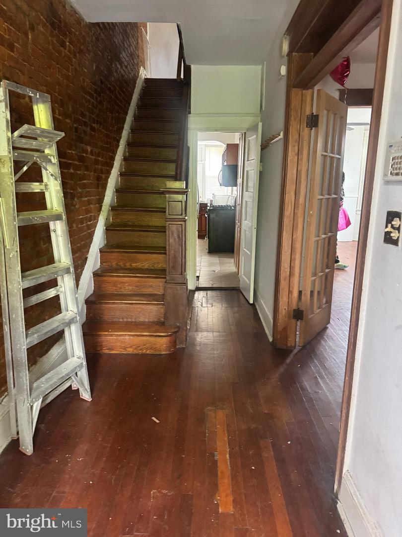 236 RANDOLPH PL NE, WASHINGTON, District Of Columbia 20002, 3 Bedrooms Bedrooms, ,2 BathroomsBathrooms,Residential,For sale,236 RANDOLPH PL NE,DCDC2204346 MLS # DCDC2204346