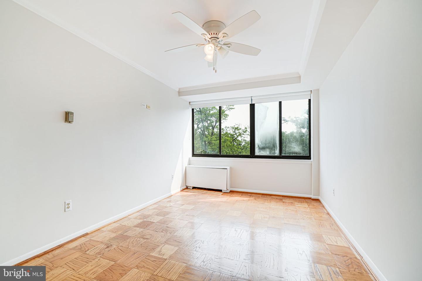 4390 LORCOM LN #810, ARLINGTON, Virginia 22207, 2 Bedrooms Bedrooms, ,1 BathroomBathrooms,Residential,For sale,4390 LORCOM LN #810,VAAR2058794 MLS # VAAR2058794