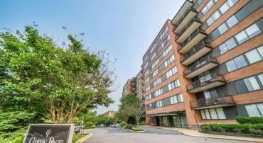 4390 LORCOM LN #810, ARLINGTON, Virginia 22207, 2 Bedrooms Bedrooms, ,1 BathroomBathrooms,Residential,For sale,4390 LORCOM LN #810,VAAR2058794 MLS # VAAR2058794