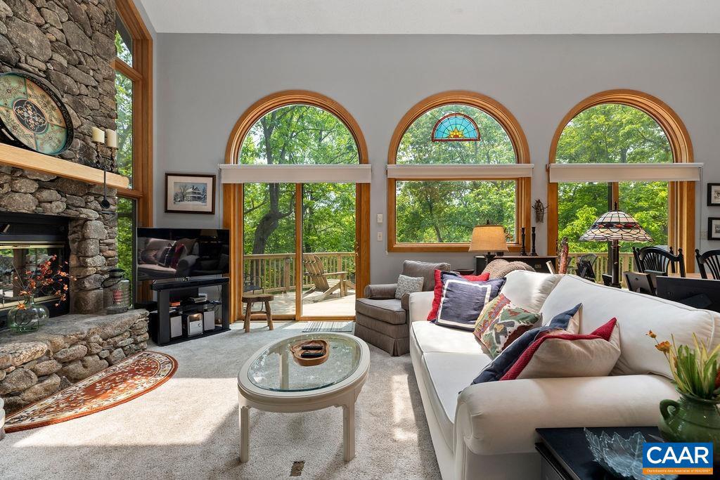 32 STONY COVE LN, WINTERGREEN RESORT, Virginia 22967, 4 Bedrooms Bedrooms, ,4 BathroomsBathrooms,Residential,For sale,32 STONY COVE LN,665428 MLS # 665428