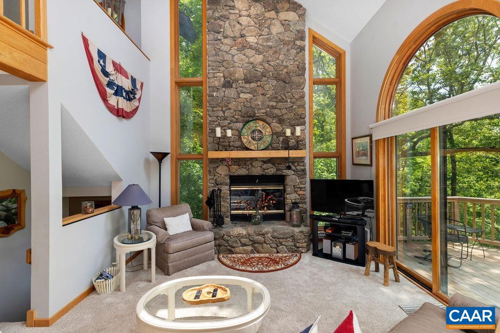 32 STONY COVE LN, WINTERGREEN RESORT, Virginia 22967, 4 Bedrooms Bedrooms, ,4 BathroomsBathrooms,Residential,For sale,32 STONY COVE LN,665428 MLS # 665428