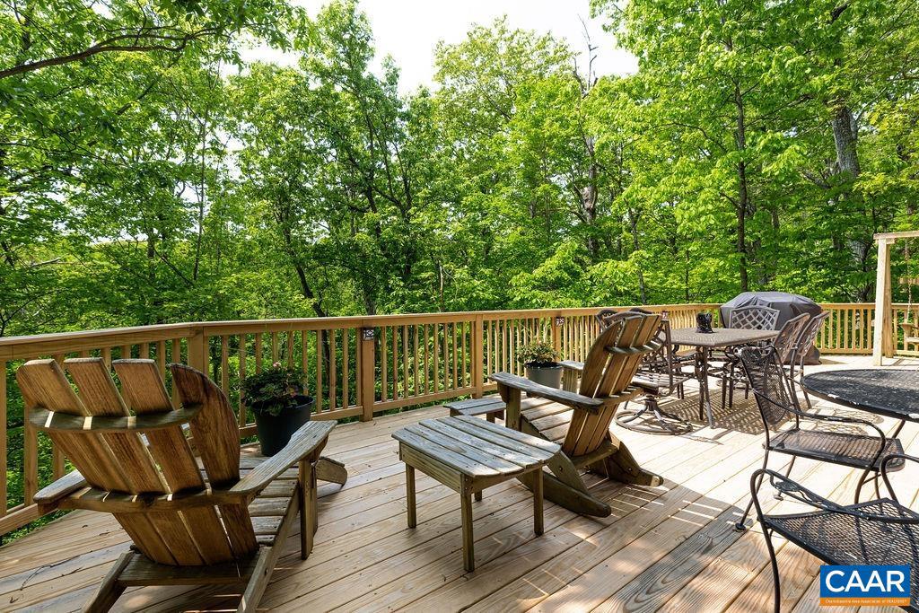 32 STONY COVE LN, WINTERGREEN RESORT, Virginia 22967, 4 Bedrooms Bedrooms, ,4 BathroomsBathrooms,Residential,For sale,32 STONY COVE LN,665428 MLS # 665428