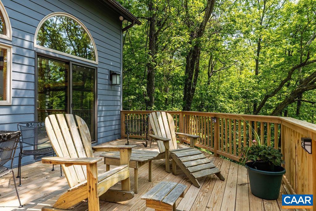 32 STONY COVE LN, WINTERGREEN RESORT, Virginia 22967, 4 Bedrooms Bedrooms, ,4 BathroomsBathrooms,Residential,For sale,32 STONY COVE LN,665428 MLS # 665428