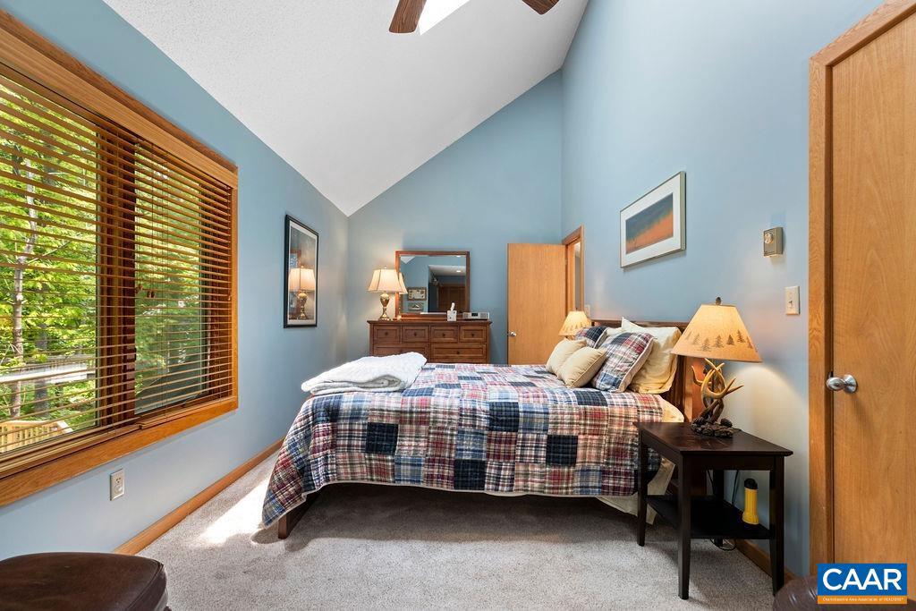 32 STONY COVE LN, WINTERGREEN RESORT, Virginia 22967, 4 Bedrooms Bedrooms, ,4 BathroomsBathrooms,Residential,For sale,32 STONY COVE LN,665428 MLS # 665428