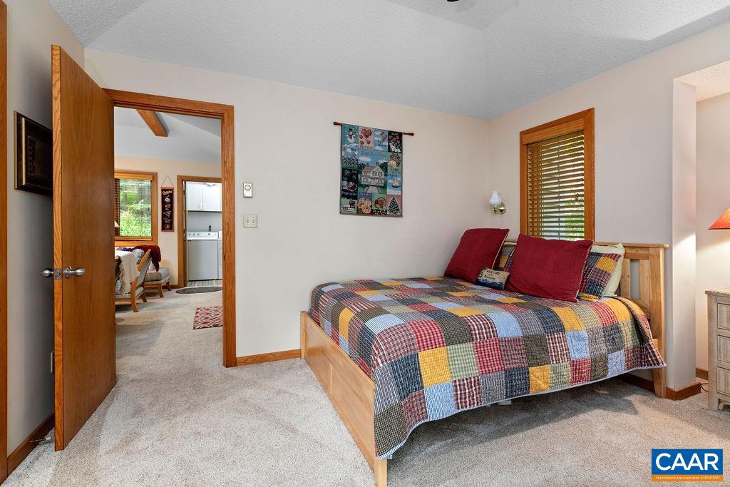 32 STONY COVE LN, WINTERGREEN RESORT, Virginia 22967, 4 Bedrooms Bedrooms, ,4 BathroomsBathrooms,Residential,For sale,32 STONY COVE LN,665428 MLS # 665428