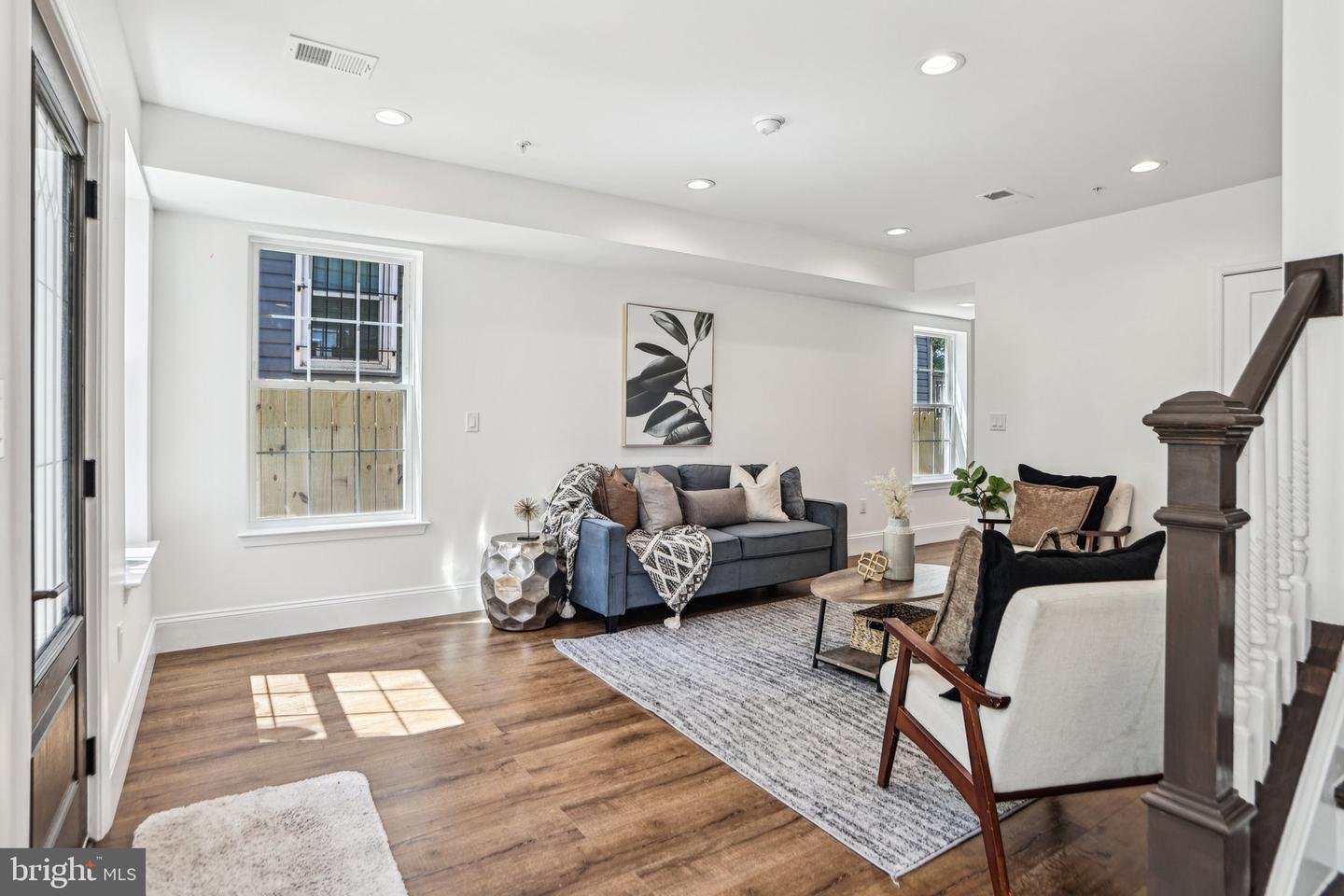 322 56TH ST NE, WASHINGTON, District Of Columbia 20019, 4 Bedrooms Bedrooms, ,3 BathroomsBathrooms,Residential,For sale,322 56TH ST NE,DCDC2204398 MLS # DCDC2204398