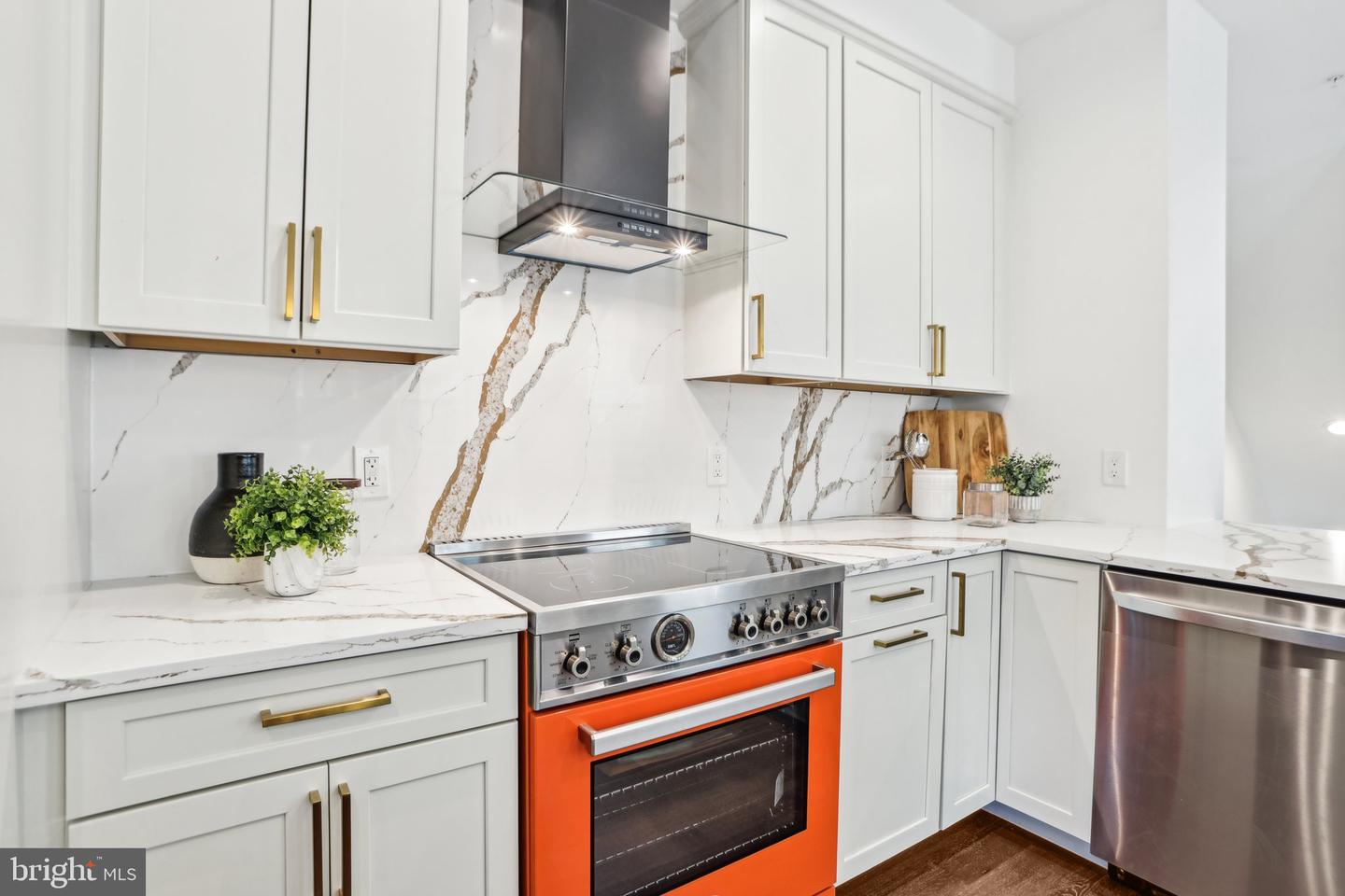322 56TH ST NE, WASHINGTON, District Of Columbia 20019, 4 Bedrooms Bedrooms, ,3 BathroomsBathrooms,Residential,For sale,322 56TH ST NE,DCDC2204398 MLS # DCDC2204398