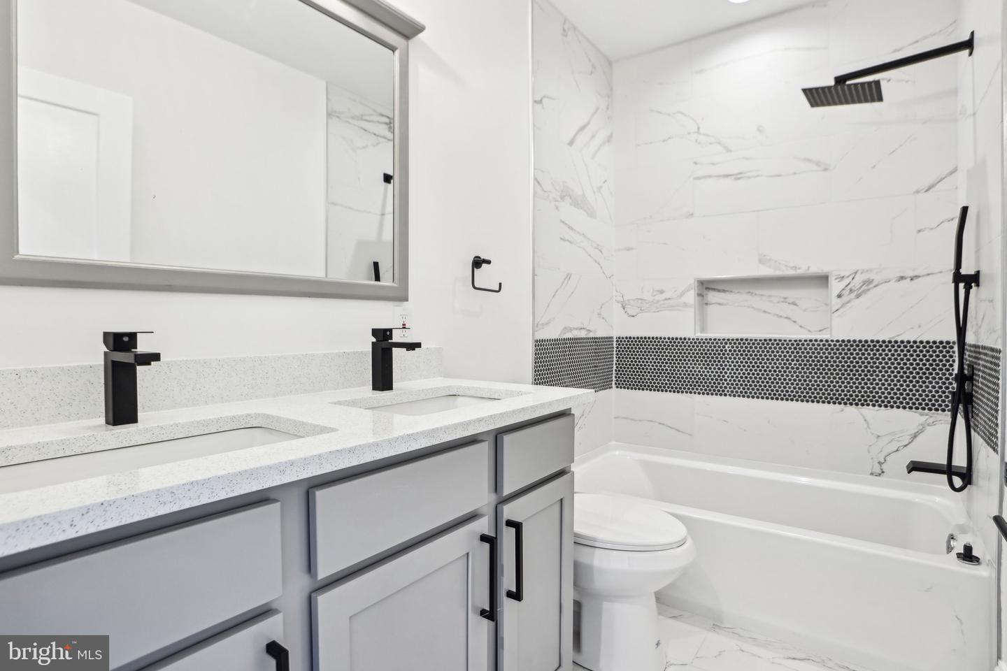322 56TH ST NE, WASHINGTON, District Of Columbia 20019, 4 Bedrooms Bedrooms, ,3 BathroomsBathrooms,Residential,For sale,322 56TH ST NE,DCDC2204398 MLS # DCDC2204398