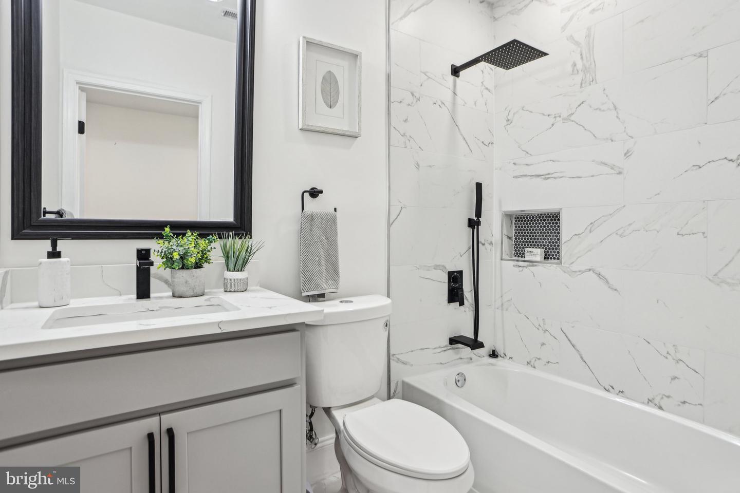 322 56TH ST NE, WASHINGTON, District Of Columbia 20019, 4 Bedrooms Bedrooms, ,3 BathroomsBathrooms,Residential,For sale,322 56TH ST NE,DCDC2204398 MLS # DCDC2204398