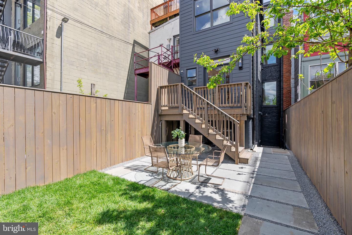 2460 ONTARIO RD NW, WASHINGTON, District Of Columbia 20009, 5 Bedrooms Bedrooms, ,4 BathroomsBathrooms,Residential,For sale,2460 ONTARIO RD NW,DCDC2148886 MLS # DCDC2148886