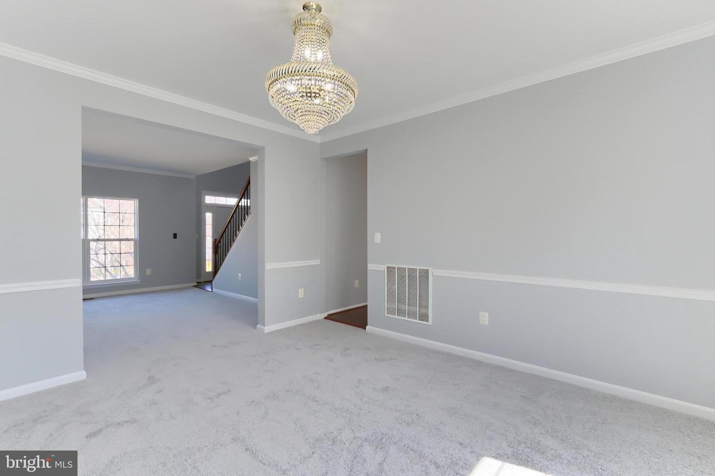 5319 DAYBREAK LN, WOODBRIDGE, Virginia 22193, 5 Bedrooms Bedrooms, ,3 BathroomsBathrooms,Residential,For sale,5319 DAYBREAK LN,VAPW2089736 MLS # VAPW2089736