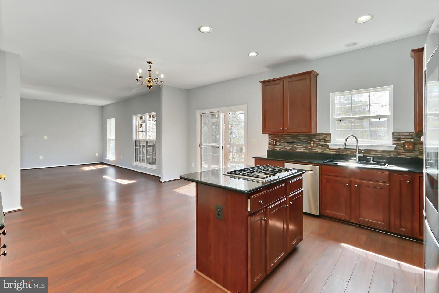 5319 DAYBREAK LN, WOODBRIDGE, Virginia 22193, 5 Bedrooms Bedrooms, ,3 BathroomsBathrooms,Residential,For sale,5319 DAYBREAK LN,VAPW2089736 MLS # VAPW2089736