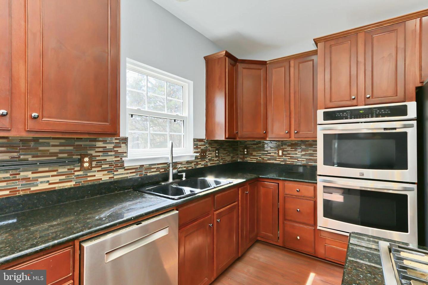 5319 DAYBREAK LN, WOODBRIDGE, Virginia 22193, 5 Bedrooms Bedrooms, ,3 BathroomsBathrooms,Residential,For sale,5319 DAYBREAK LN,VAPW2089736 MLS # VAPW2089736