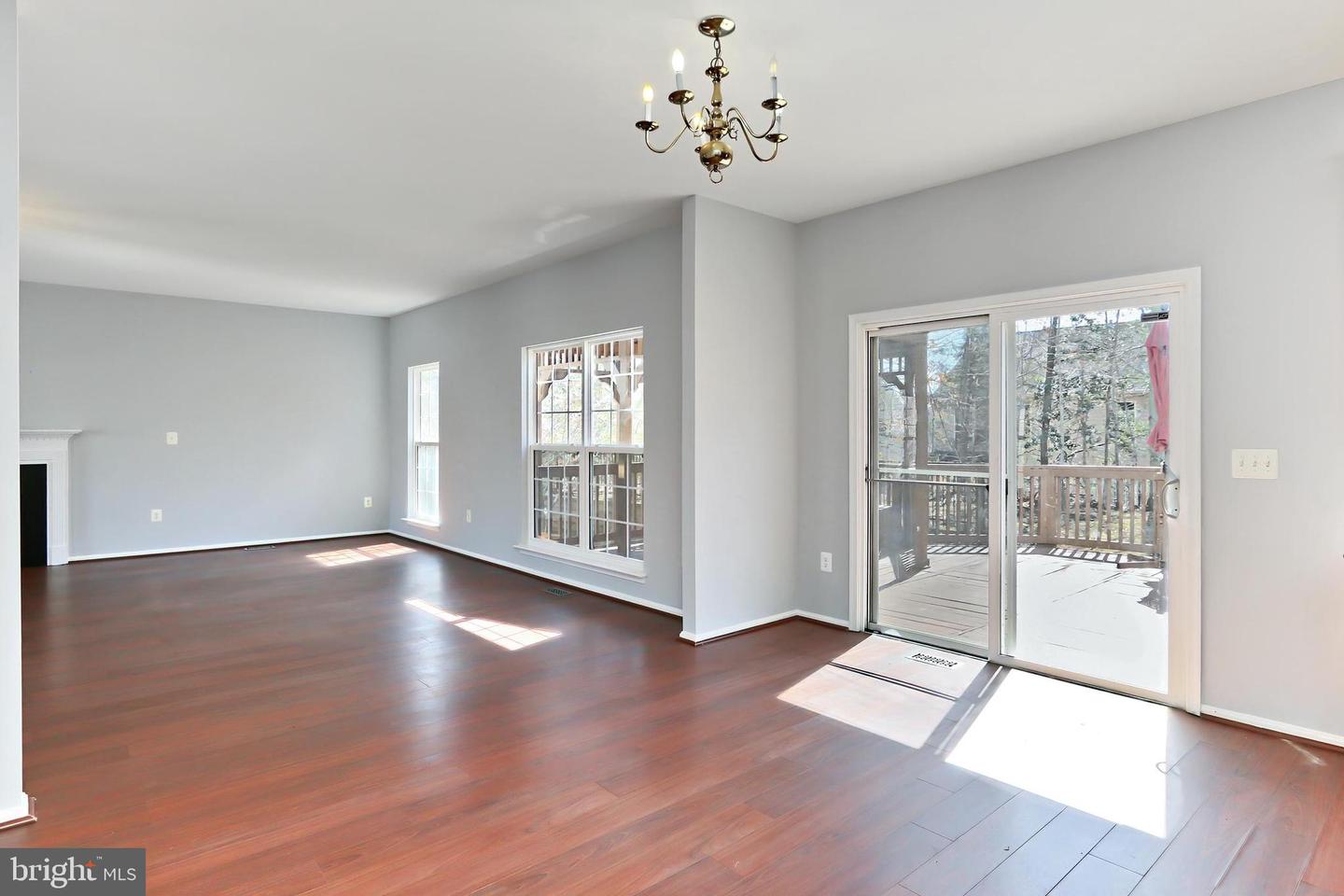 5319 DAYBREAK LN, WOODBRIDGE, Virginia 22193, 5 Bedrooms Bedrooms, ,3 BathroomsBathrooms,Residential,For sale,5319 DAYBREAK LN,VAPW2089736 MLS # VAPW2089736