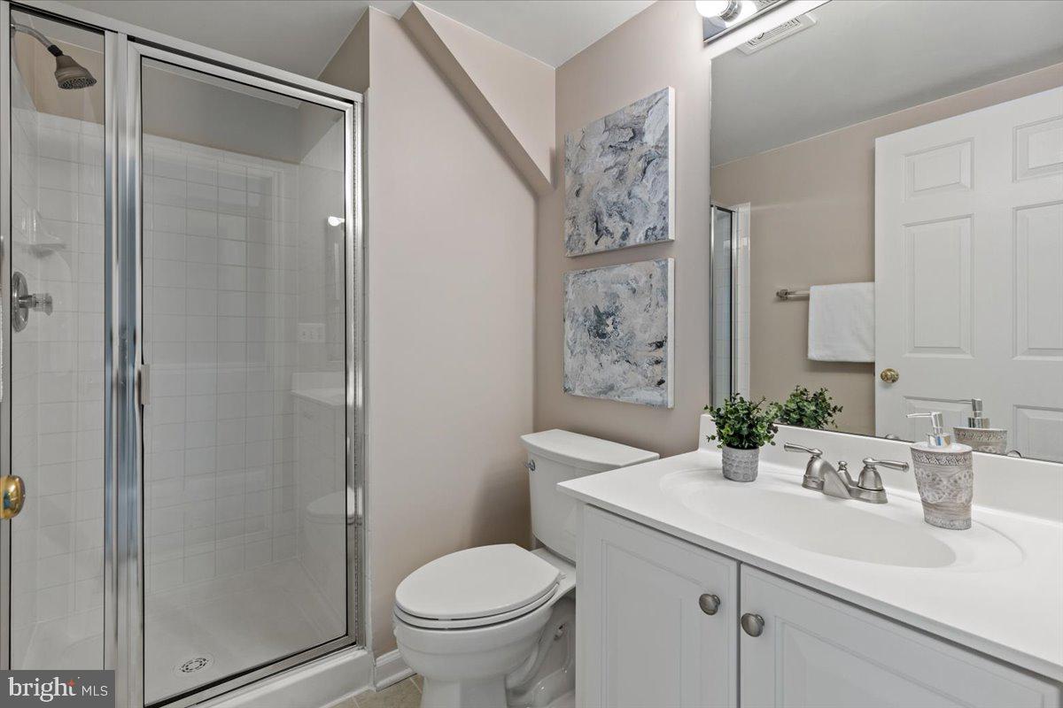 20973 KILLAWOG TER, ASHBURN, Virginia 20147, 2 Bedrooms Bedrooms, 2 Rooms Rooms,2 BathroomsBathrooms,Residential,For sale,20973 KILLAWOG TER,VALO2092562 MLS # VALO2092562