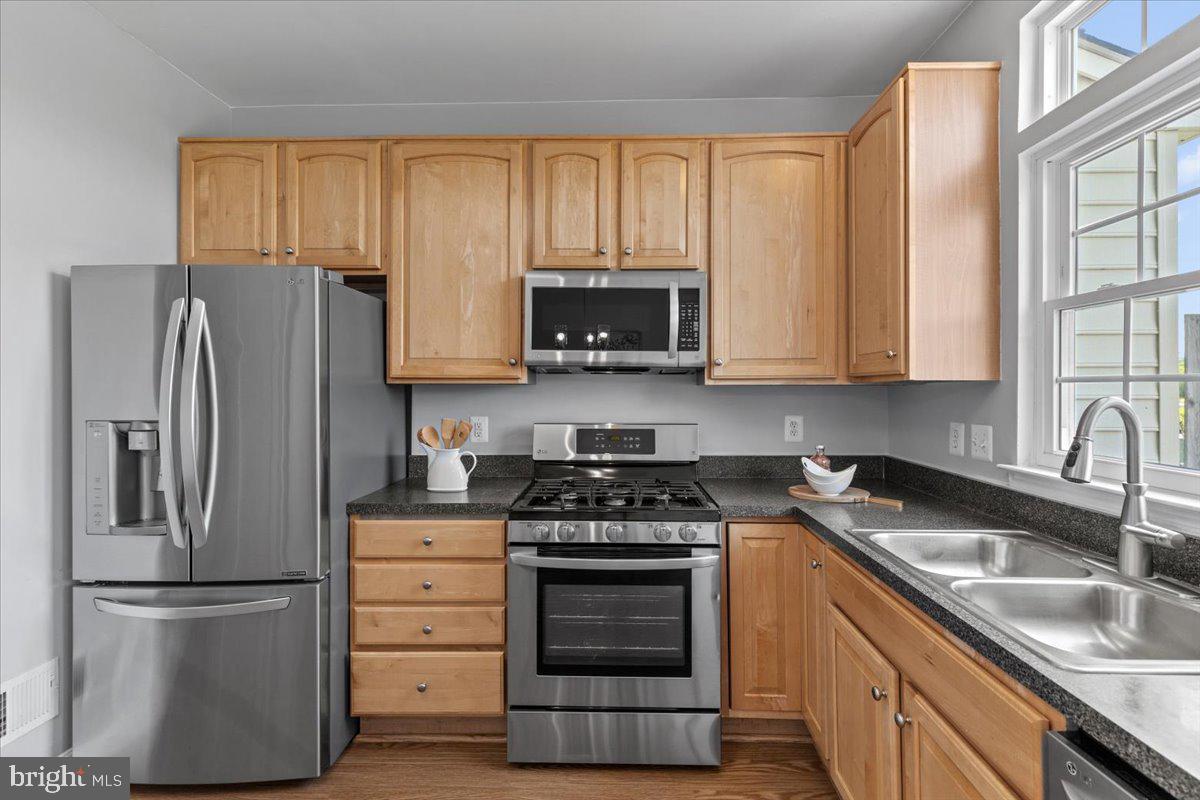 20973 KILLAWOG TER, ASHBURN, Virginia 20147, 2 Bedrooms Bedrooms, 2 Rooms Rooms,2 BathroomsBathrooms,Residential,For sale,20973 KILLAWOG TER,VALO2092562 MLS # VALO2092562