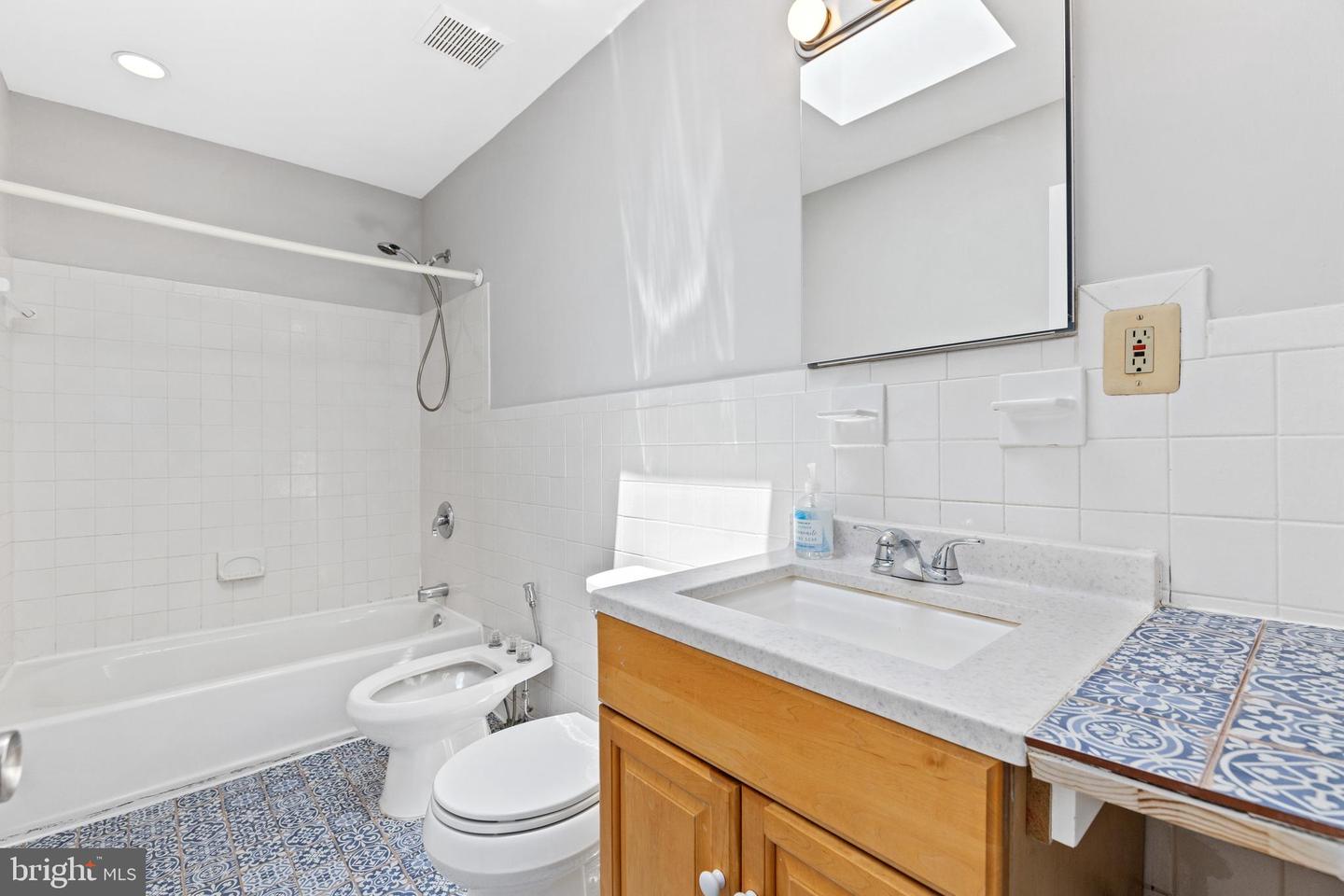 615 GALLATIN ST NW, WASHINGTON, District Of Columbia 20011, 3 Bedrooms Bedrooms, ,2 BathroomsBathrooms,Residential,For sale,615 GALLATIN ST NW,DCDC2194912 MLS # DCDC2194912
