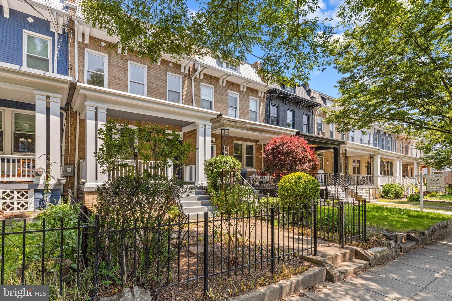 615 GALLATIN ST NW, WASHINGTON, District Of Columbia 20011, 3 Bedrooms Bedrooms, ,2 BathroomsBathrooms,Residential,For sale,615 GALLATIN ST NW,DCDC2194912 MLS # DCDC2194912