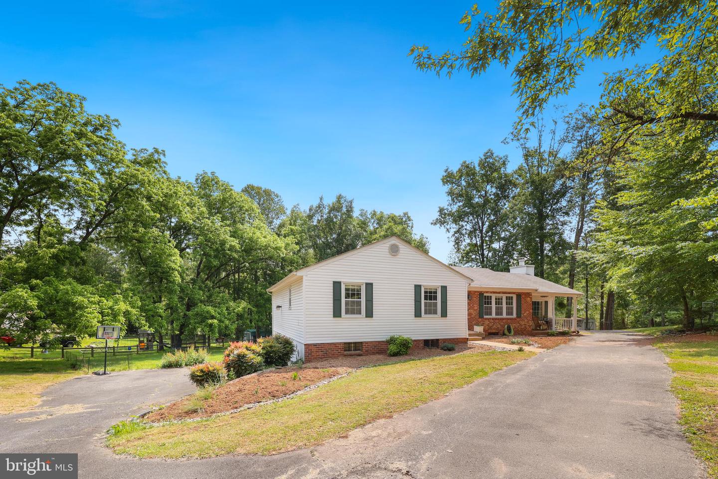 101 STRATFORD PL, STAFFORD, Virginia 22556, 3 Bedrooms Bedrooms, ,2 BathroomsBathrooms,Residential,For sale,101 STRATFORD PL,VAST2037876 MLS # VAST2037876