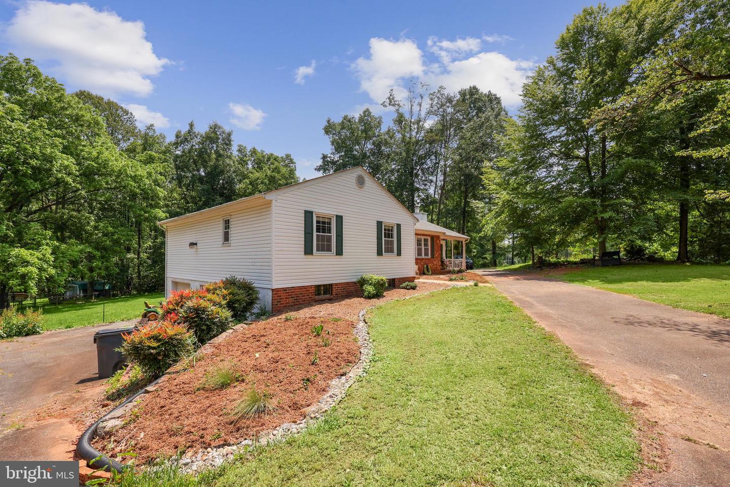 101 STRATFORD PL, STAFFORD, Virginia 22556, 3 Bedrooms Bedrooms, ,2 BathroomsBathrooms,Residential,For sale,101 STRATFORD PL,VAST2037876 MLS # VAST2037876