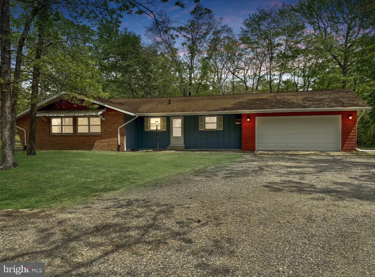 201 HARDWOOD LN, FREDERICKSBURG, Virginia 22408, 3 Bedrooms Bedrooms, ,2 BathroomsBathrooms,Residential,For sale,201 HARDWOOD LN,VASP2032382 MLS # VASP2032382