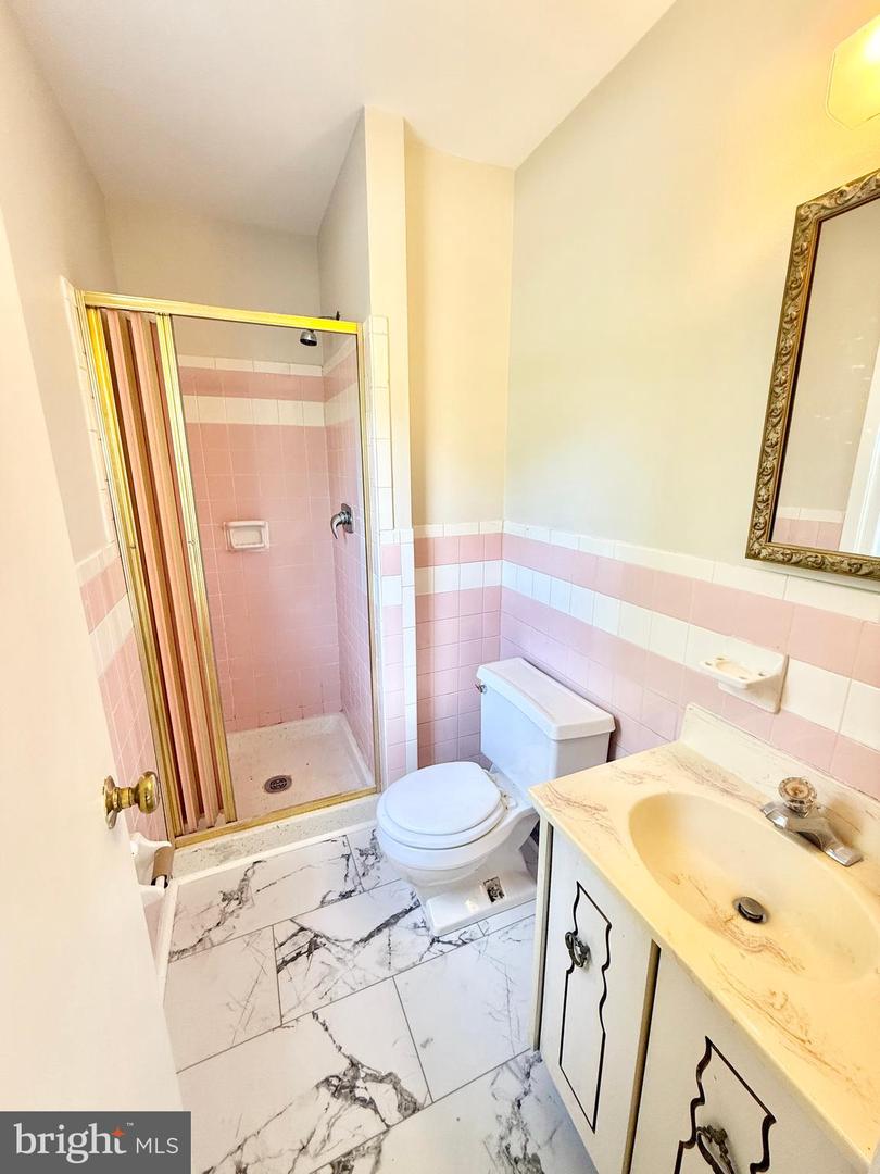 201 HARDWOOD LN, FREDERICKSBURG, Virginia 22408, 3 Bedrooms Bedrooms, ,2 BathroomsBathrooms,Residential,For sale,201 HARDWOOD LN,VASP2032382 MLS # VASP2032382