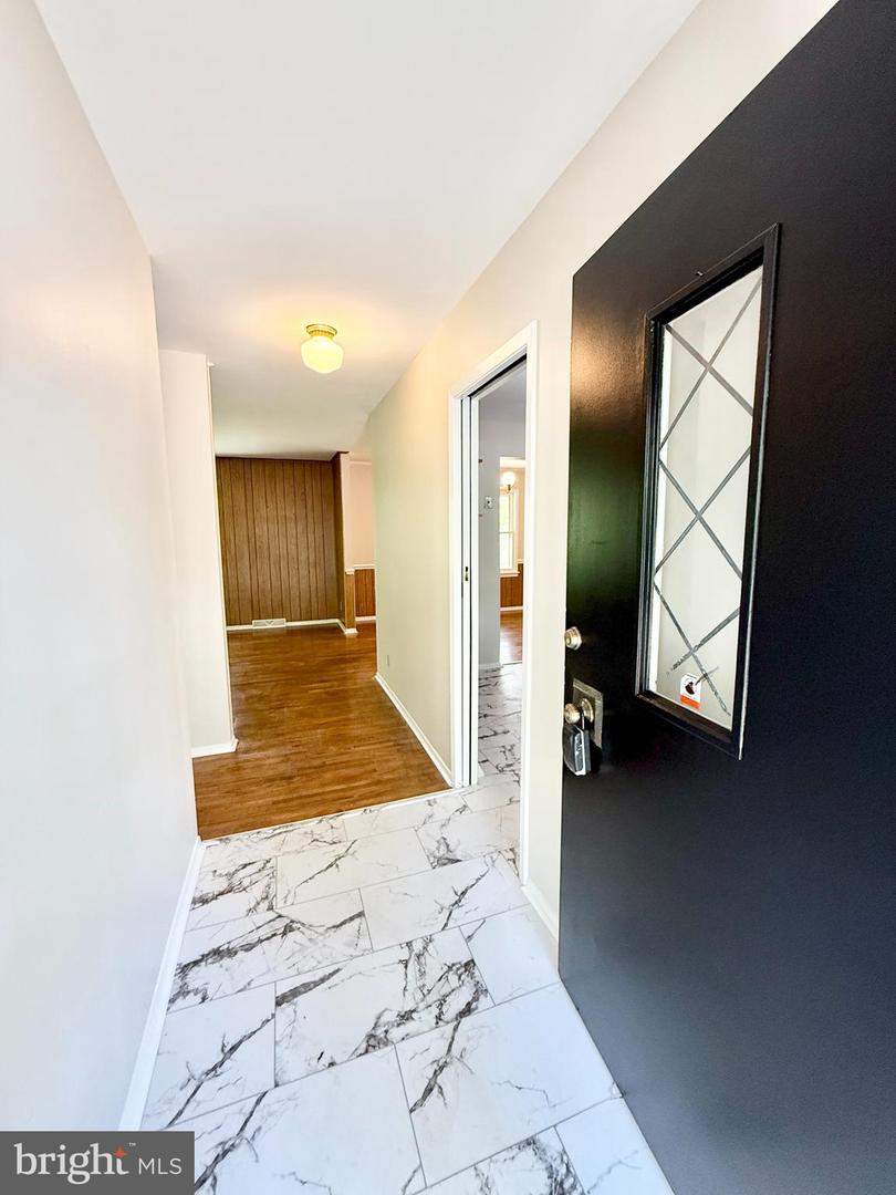 201 HARDWOOD LN, FREDERICKSBURG, Virginia 22408, 3 Bedrooms Bedrooms, ,2 BathroomsBathrooms,Residential,For sale,201 HARDWOOD LN,VASP2032382 MLS # VASP2032382
