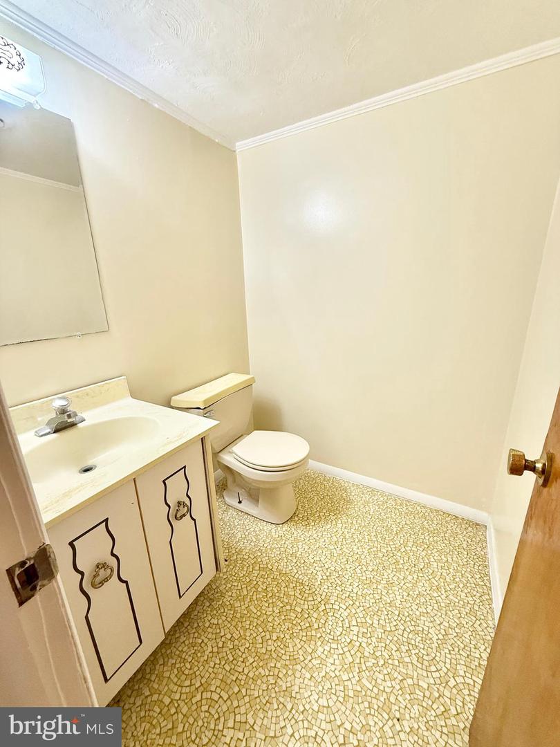 201 HARDWOOD LN, FREDERICKSBURG, Virginia 22408, 3 Bedrooms Bedrooms, ,2 BathroomsBathrooms,Residential,For sale,201 HARDWOOD LN,VASP2032382 MLS # VASP2032382